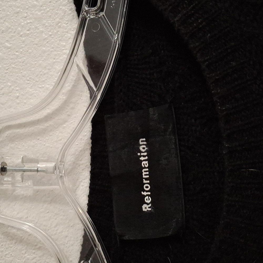Reformation Black Cable Knit Sweater Size Medium - Picture 2 of 5